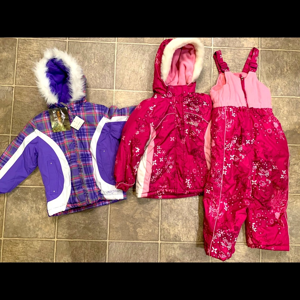 Snow gear size 4T